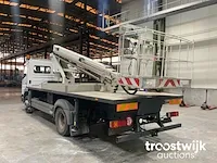 Vrachtwagen met hoogwerker - afbeelding 18 van  20