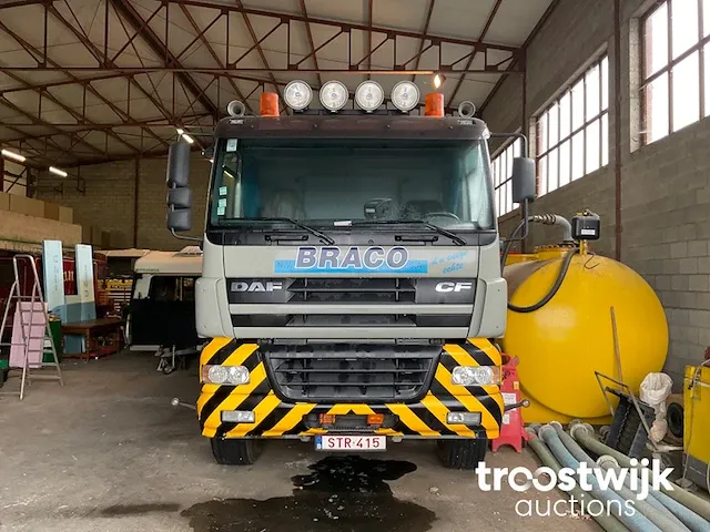 Vrachtwagen met ontstoppingsinstallatie - afbeelding 13 van  19