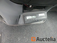 Vrachtwagen om aanhanger iveco 40c17t te trekken - afbeelding 7 van  31