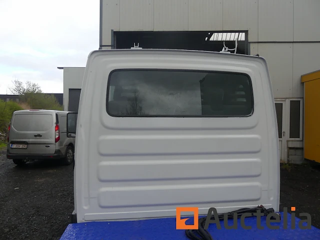 Vrachtwagen om aanhanger iveco 40c17t te trekken - afbeelding 15 van  31