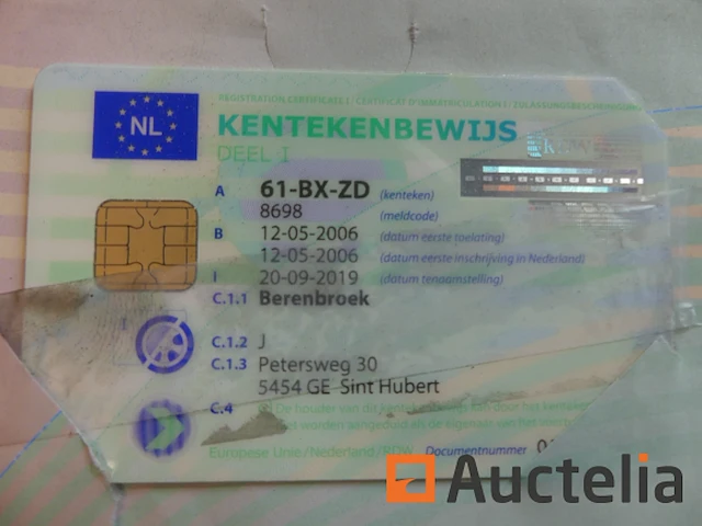 Vrachtwagen om aanhanger iveco 40c17t te trekken - afbeelding 25 van  31