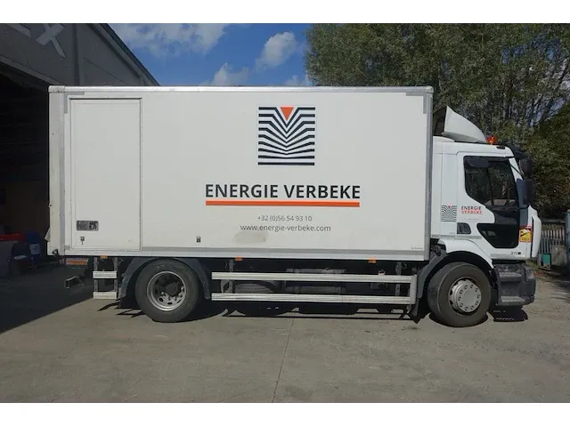 Vrachtwagen renault midlum - afbeelding 1 van  14
