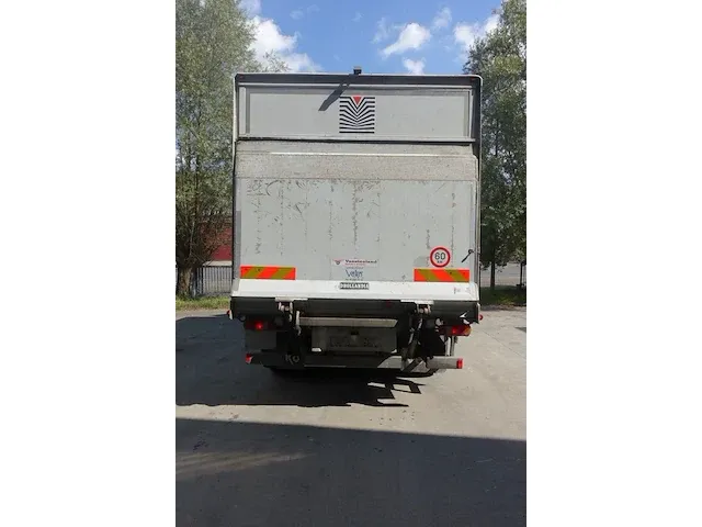 Vrachtwagen renault midlum - afbeelding 9 van  14