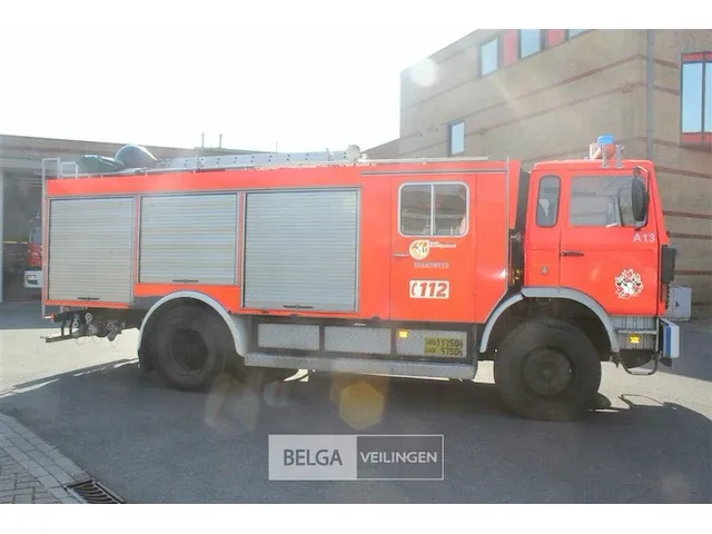 Vrachtwagen renault - afbeelding 5 van  32