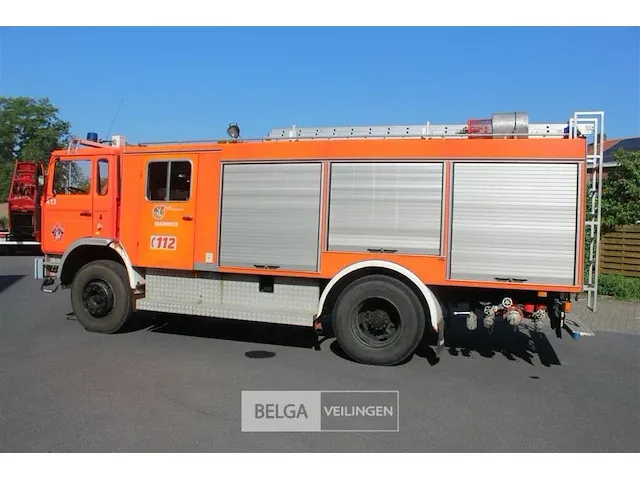 Vrachtwagen renault - afbeelding 22 van  32