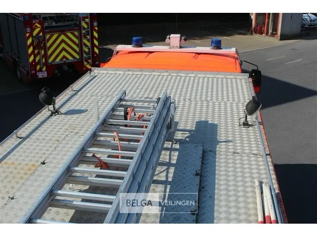 Vrachtwagen renault - afbeelding 24 van  32