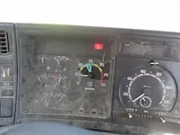 Vrachtwagen scania met autolaadkraan en containersysteem - afbeelding 2 van  14