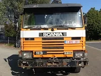 Vrachtwagen scania met autolaadkraan en containersysteem - afbeelding 6 van  14