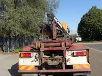 Vrachtwagen scania met autolaadkraan en containersysteem - afbeelding 7 van  14