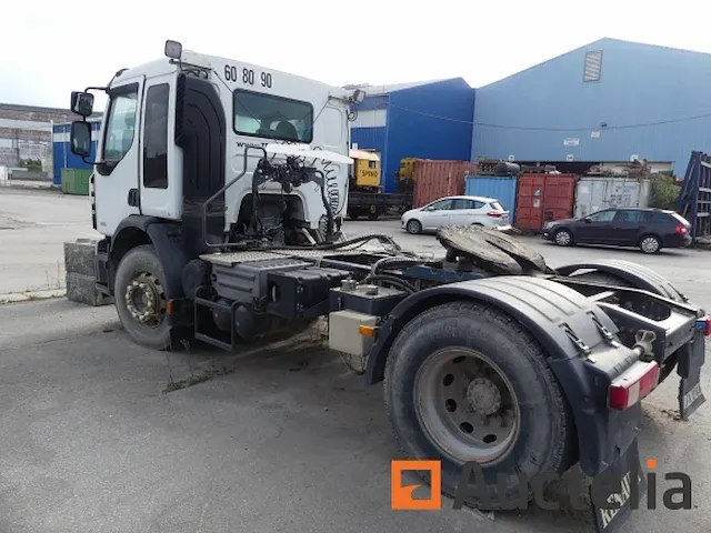 Vrachtwagen tractor renault 370 dxi (te herstellen) - afbeelding 32 van  33
