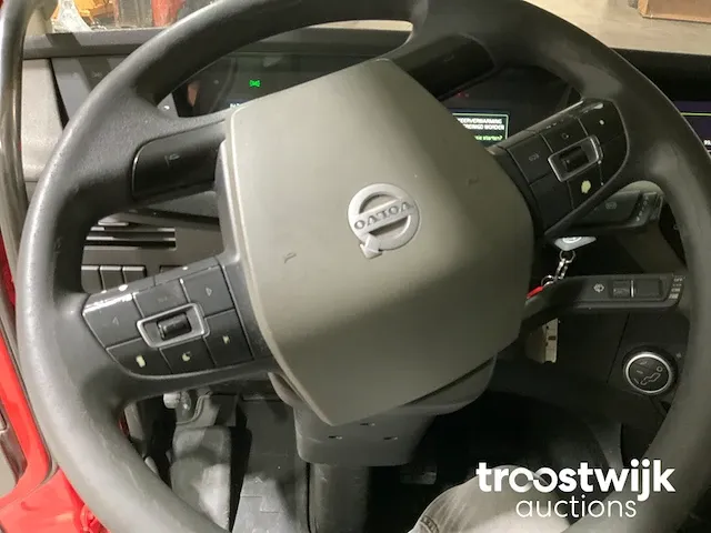 Vrachtwagen trekker - afbeelding 8 van  22