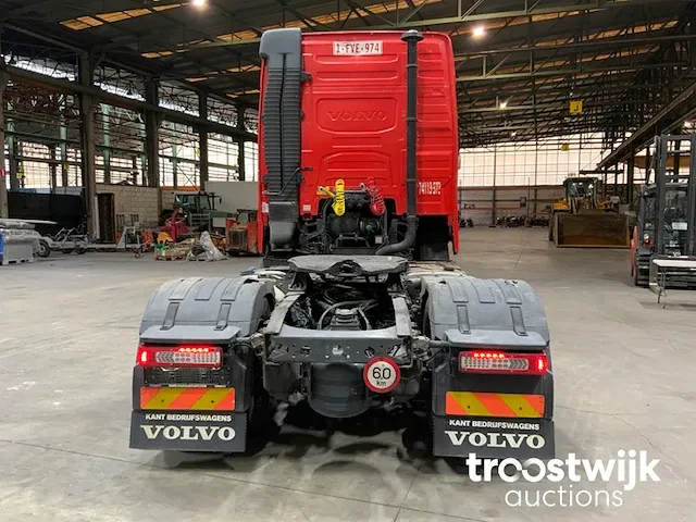 Vrachtwagen trekker - afbeelding 19 van  22