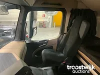 Vrachtwagen trekker - afbeelding 7 van  24