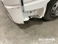 Vrachtwagen trekker - afbeelding 16 van  24