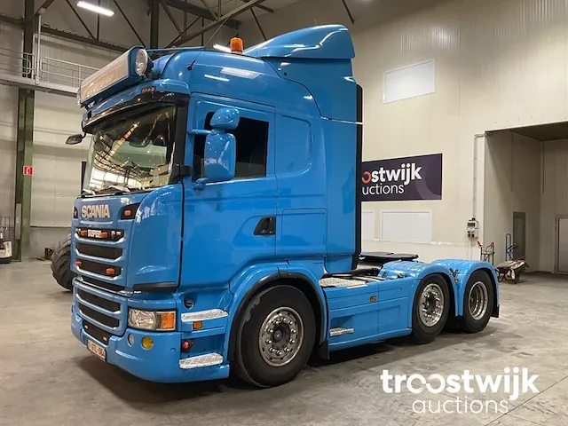 Vrachtwagen trekker - afbeelding 1 van  18