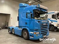 Vrachtwagen trekker - afbeelding 12 van  18