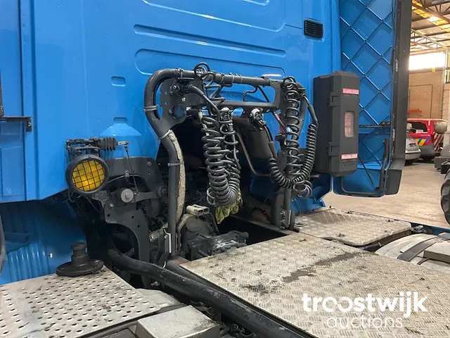 Vrachtwagen trekker - afbeelding 18 van  18