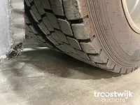 Vrachtwagen trekker - afbeelding 12 van  15