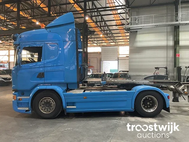 Vrachtwagen trekker - afbeelding 15 van  15