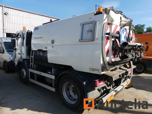 Vrachtwagen veegmachine volvo fl6h 11.99 (2005-91000) - afbeelding 27 van  30