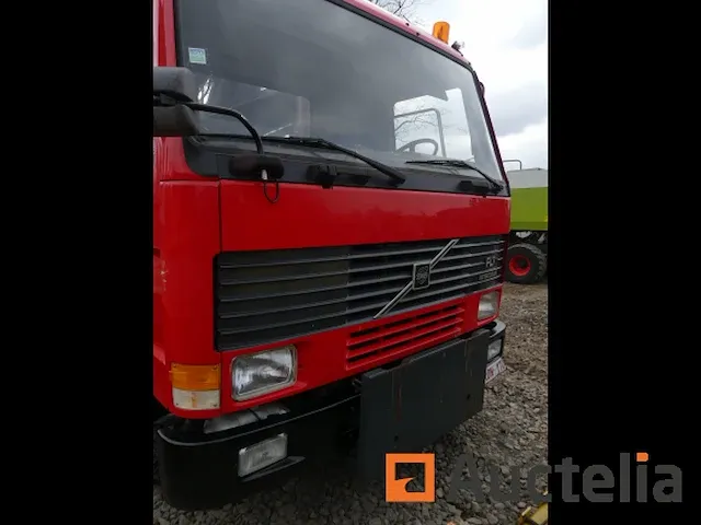 Vrachtwagen volvo fl 7 19r kipper + hulp hijskraan (1998-91.717 km) - afbeelding 23 van  40