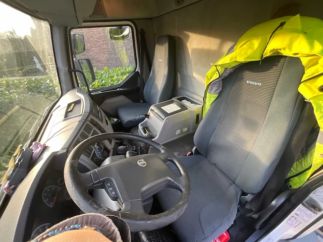 Vrachtwagen volvo fl240, 2006 - afbeelding 3 van  23