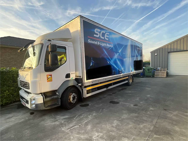 Vrachtwagen volvo fl240, 2006 - afbeelding 1 van  23