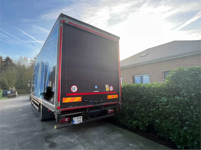 Vrachtwagen volvo fl240, 2006 - afbeelding 18 van  23