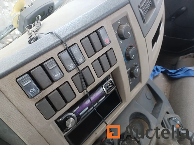 Vrachtwagen volvo fll 42 12n2 5.0 tritipper (2009-88.795 km) - afbeelding 19 van  42