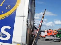 Vrachtwagen volvo - afbeelding 6 van  36