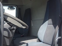 Vrachtwagen volvo - afbeelding 8 van  36
