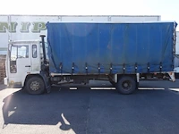 Vrachtwagen volvo - afbeelding 1 van  11