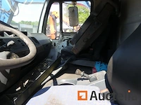 Vrachtwagen (voor onderdelen) man l2000 (2004-183.392 km) - afbeelding 8 van  21
