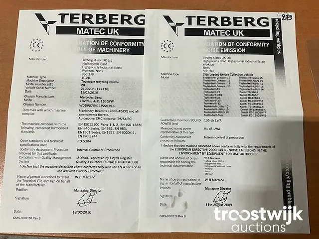 Vrachtwagen vuilnisophaling - afbeelding 11 van  18