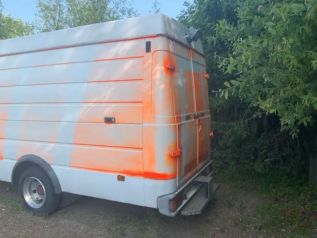 Vrachtwagen - afbeelding 22 van  25