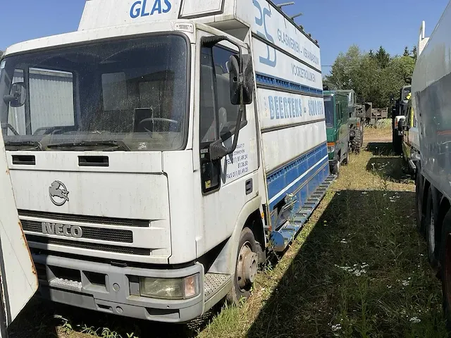 Vrachtwagen - afbeelding 18 van  21