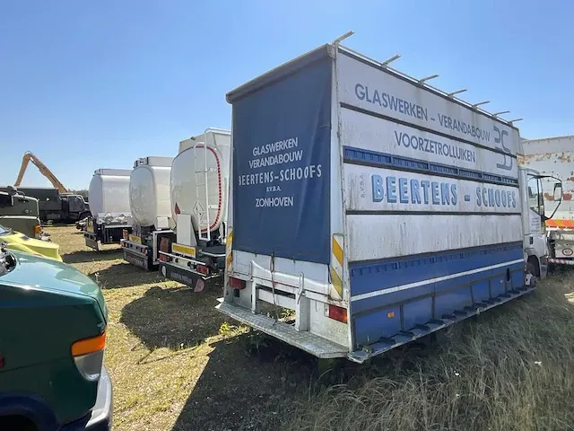 Vrachtwagen - afbeelding 21 van  21