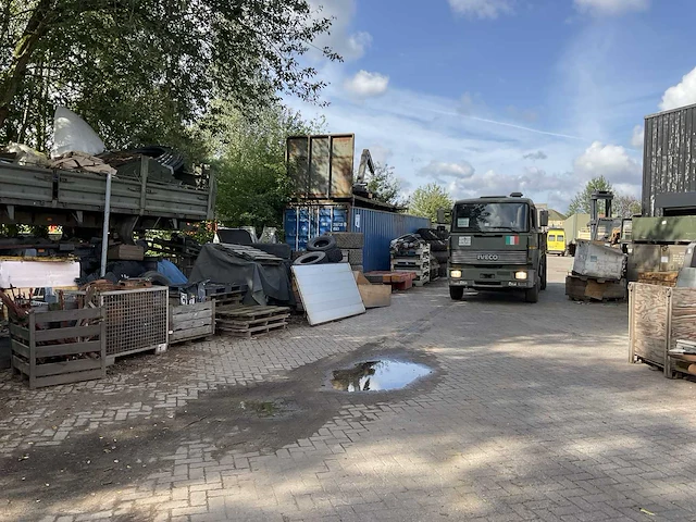 Vrachtwagen - afbeelding 15 van  16