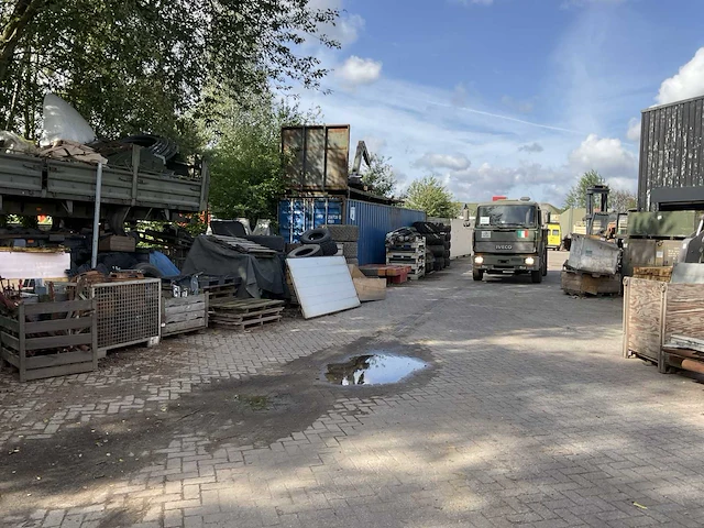 Vrachtwagen - afbeelding 16 van  16