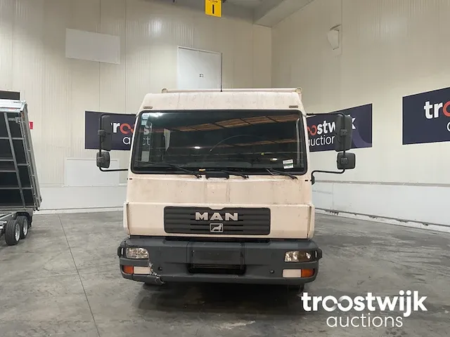 Vrachtwagen - afbeelding 8 van  14