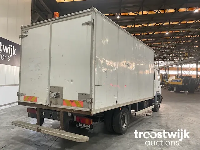 Vrachtwagen - afbeelding 10 van  14