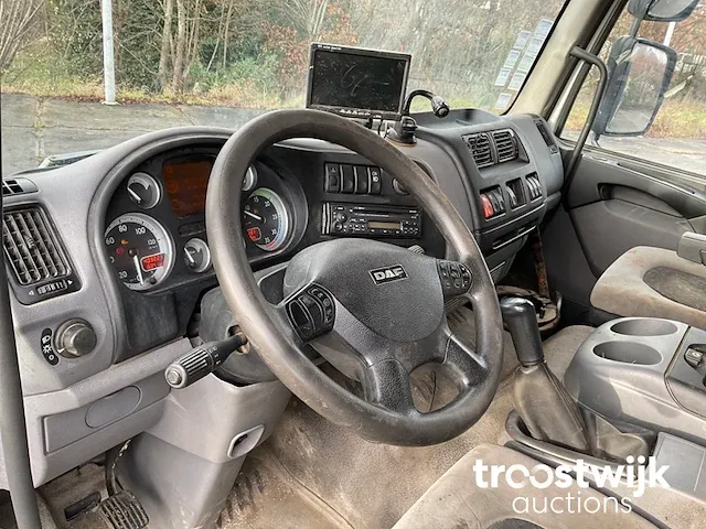Vrachtwagen - afbeelding 3 van  23