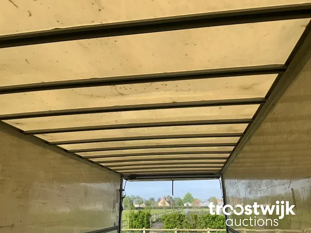 Vrachtwagen - afbeelding 10 van  20