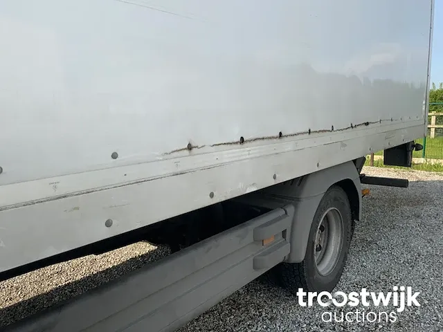 Vrachtwagen - afbeelding 13 van  20