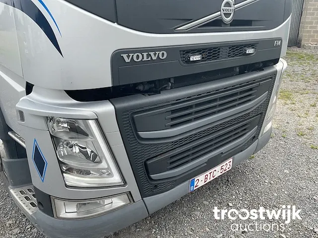 Vrachtwagen - afbeelding 2 van  49
