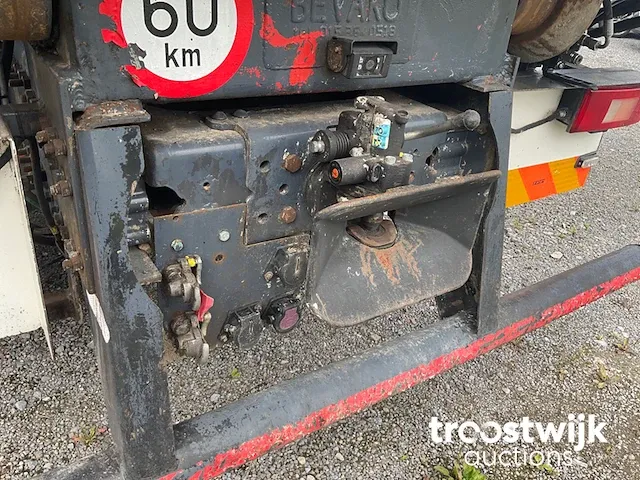 Vrachtwagen - afbeelding 10 van  49