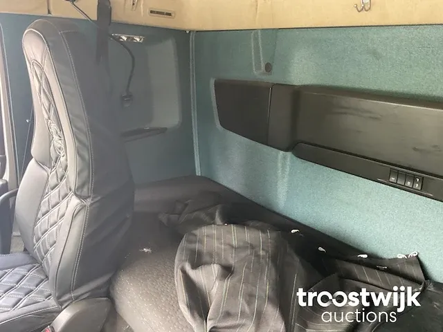 Vrachtwagen - afbeelding 21 van  49