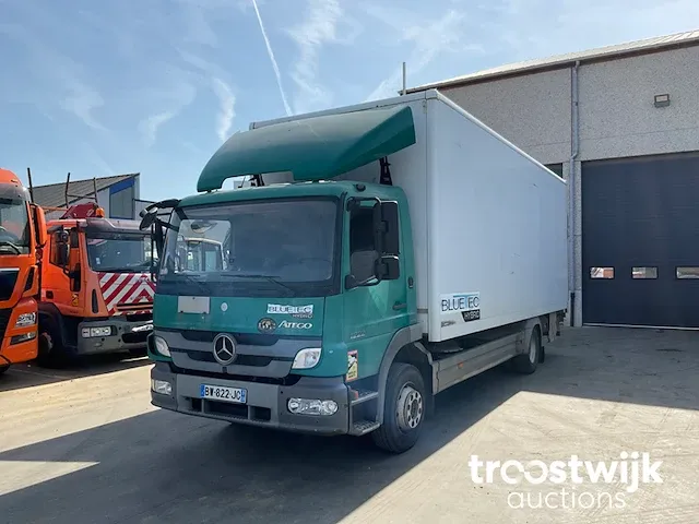 Vrachtwagen - afbeelding 1 van  14