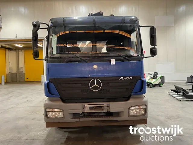 Vrachtwagen - afbeelding 4 van  11