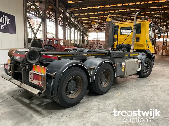 Vrachtwagen - afbeelding 15 van  19